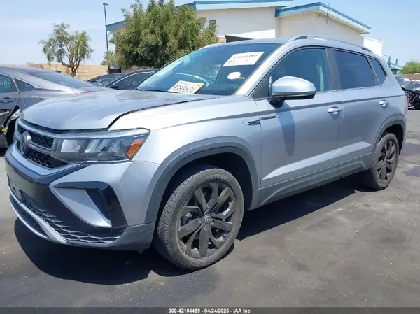 3VVEX7B29PM352544 2023 VOLKSWAGEN TAOS - Image 2