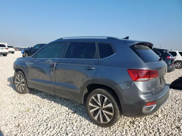 3VVEX7B29RM058659 2024 VOLKSWAGEN TAOS - Image 2