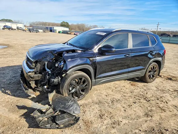 3VVEX7B29RM059178 2024 VOLKSWAGEN TAOS - Image 1
