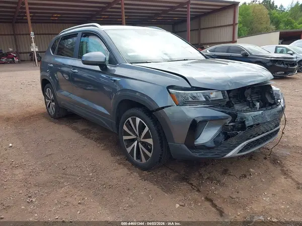3VVEX7B29RM071668 2024 VOLKSWAGEN TAOS - Image 1