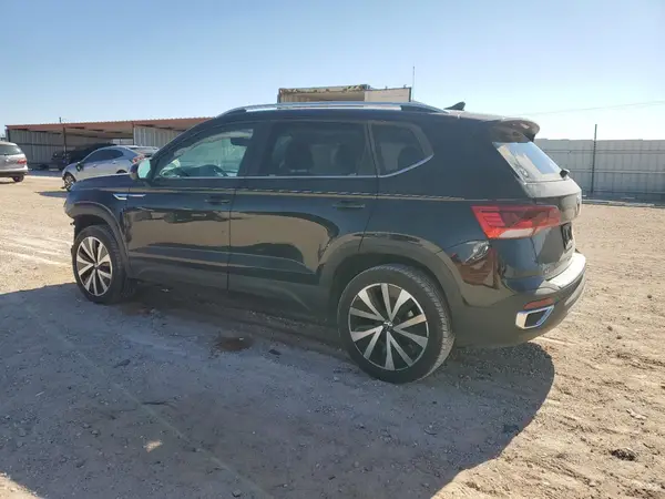 3VVEX7B29RM074585 2024 VOLKSWAGEN TAOS - Image 2