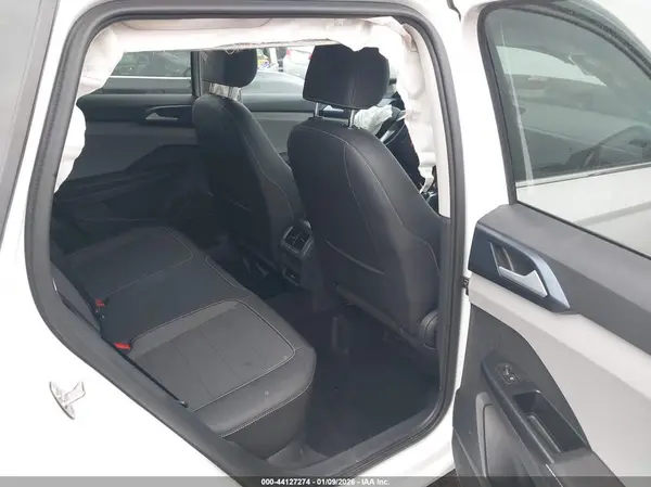 3VVEX7B29RM107438 2024 VOLKSWAGEN TAOS - Image 8