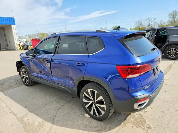 3VVEX7B2XPM306947 2023 VOLKSWAGEN TAOS - Image 2
