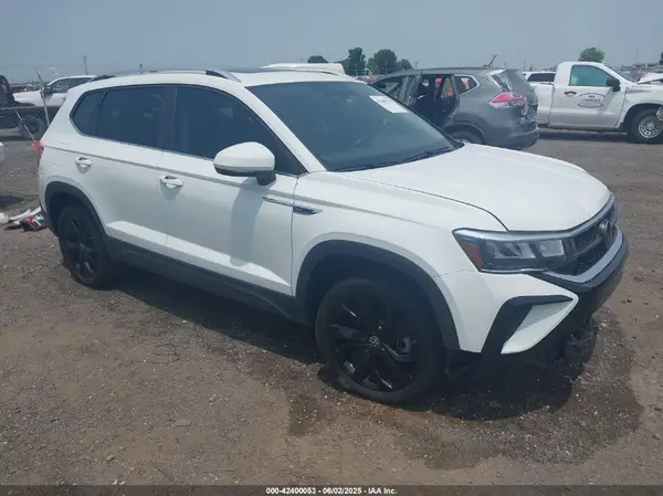 3VVEX7B2XPM310321 2023 VOLKSWAGEN TAOS - Image 1