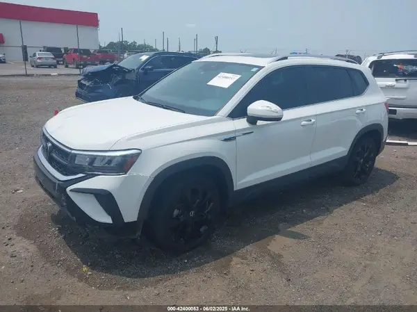 3VVEX7B2XPM310321 2023 VOLKSWAGEN TAOS - Image 2