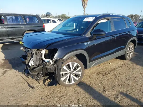 3VVEX7B2XPM362290 2023 VOLKSWAGEN TAOS - Image 2