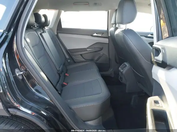 3VVEX7B2XPM362290 2023 VOLKSWAGEN TAOS - Image 8