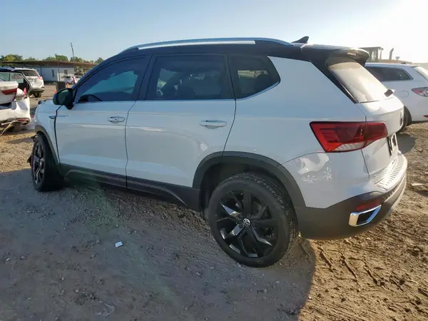 3VVEX7B2XRM021846 2024 VOLKSWAGEN TAOS - Image 2
