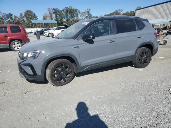 3VVEX7B2XRM067483 2024 VOLKSWAGEN TAOS - Image 1