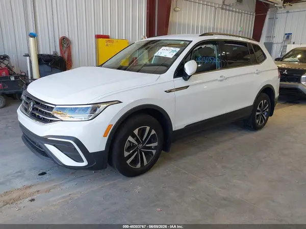 3VVFB7AX0RM165342 2024 VOLKSWAGEN TIGUAN - Image 2