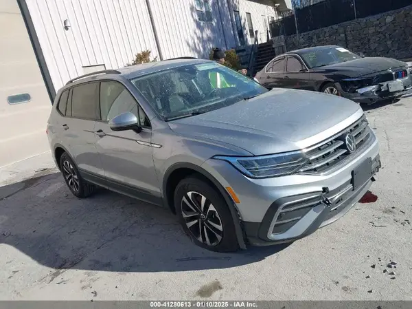 3VVFB7AX3RM045163 2024 VOLKSWAGEN TIGUAN - Image 1