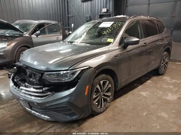 3VVFB7AX4RM061906 2024 VOLKSWAGEN TIGUAN - Image 2