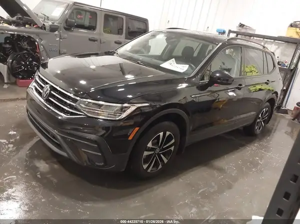 3VVFB7AX4RM181589 2024 VOLKSWAGEN TIGUAN - Image 2
