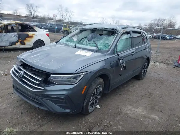 3VVFB7AX5RM188177 2024 VOLKSWAGEN TIGUAN - Image 2