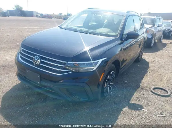 3VVFB7AX7PM016858 2023 VOLKSWAGEN TIGUAN - Image 2