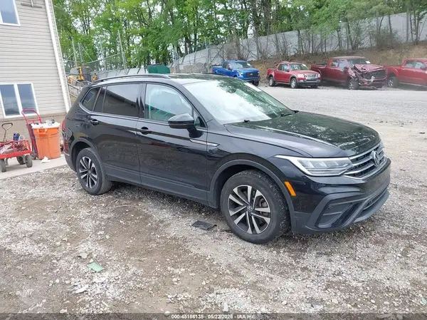 3VVFB7AX7PM100307 2023 VOLKSWAGEN TIGUAN - Image 1