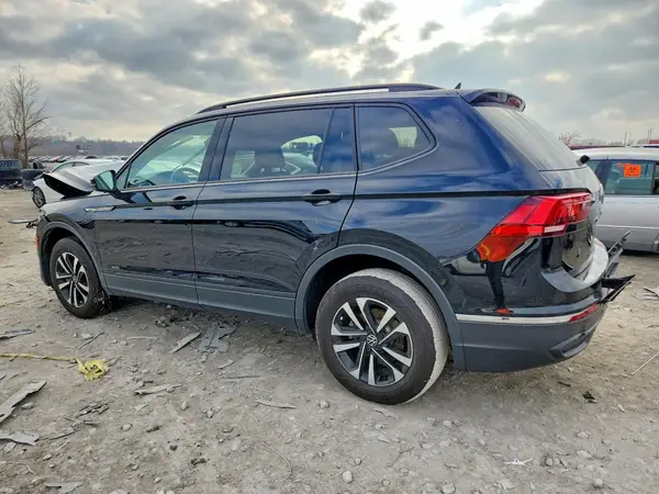 3VVFB7AX7PM114241 2023 VOLKSWAGEN TIGUAN - Image 2
