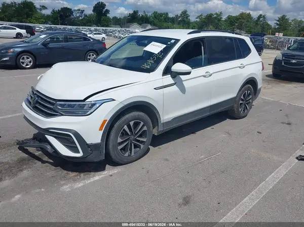 3VVFB7AX7RM021870 2024 VOLKSWAGEN TIGUAN - Image 2