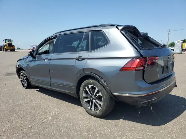 3VVFB7AX7RM033260 2024 VOLKSWAGEN TIGUAN - Image 2