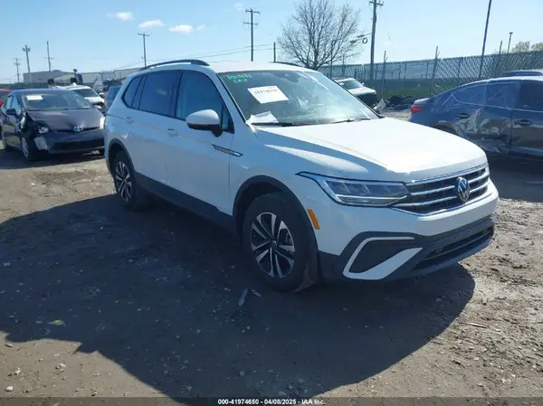 3VVFB7AX7RM063715 2024 VOLKSWAGEN TIGUAN - Image 1
