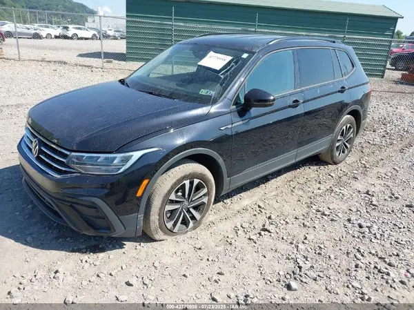 3VVFB7AX8PM085106 2023 VOLKSWAGEN TIGUAN - Image 2