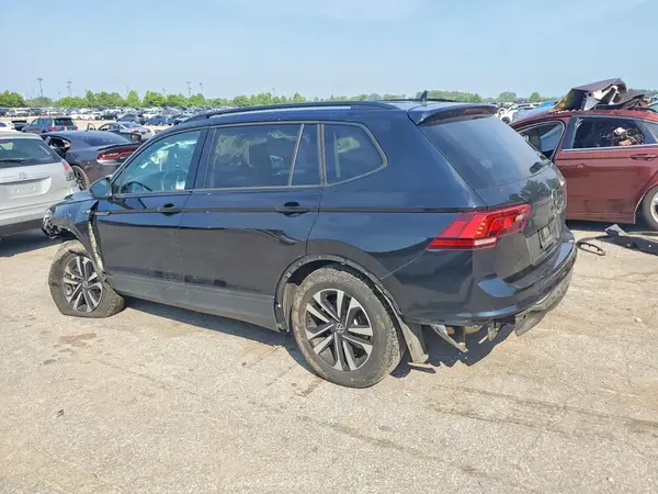3VVFB7AX8RM057258 2024 VOLKSWAGEN TIGUAN - Image 2