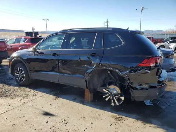 3VVFB7AX8RM126322 2024 VOLKSWAGEN TIGUAN - Image 2