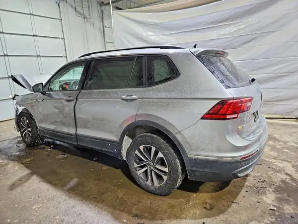 3VVFB7AX9RM010398 2024 VOLKSWAGEN TIGUAN - Image 2