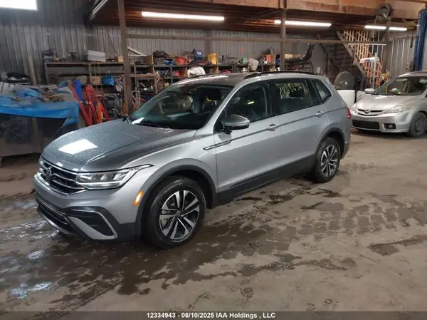 3VVFB7AX9RM033762 2024 VOLKSWAGEN TIGUAN - Image 2