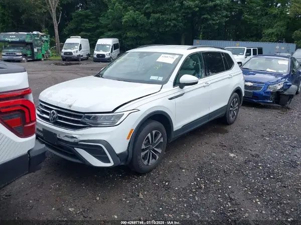3VVFB7AXXRM010880 2024 VOLKSWAGEN TIGUAN - Image 2