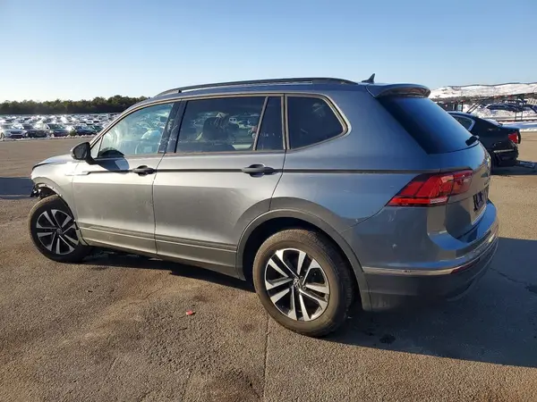 3VVFB7AXXRM142957 2024 VOLKSWAGEN TIGUAN - Image 2