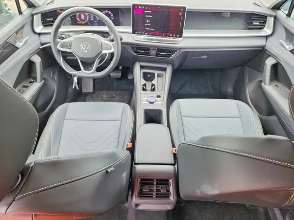 3VVFR7RM1TM099154 2026 VOLKSWAGEN TIGUAN - Image 8