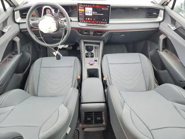 3VVFR7RM5SM044513 2025 VOLKSWAGEN TIGUAN - Image 8