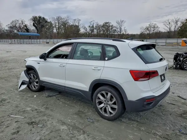 3VVFX7B22PM344578 2023 VOLKSWAGEN TAOS - Image 2