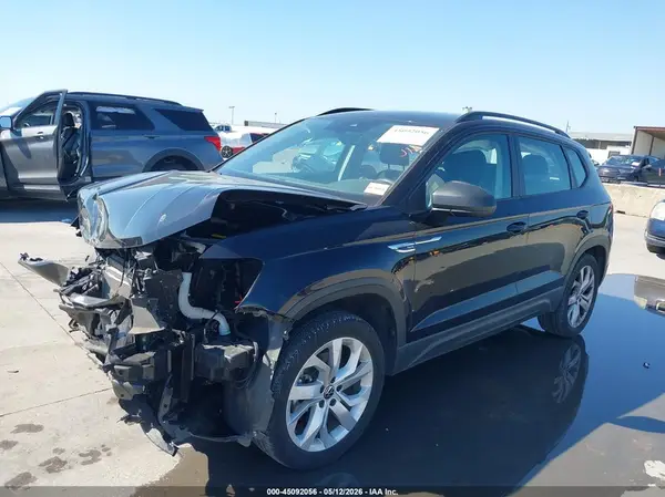 3VVFX7B22PM347772 2023 VOLKSWAGEN TAOS - Image 2