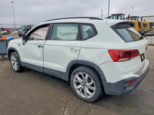 3VVFX7B24PM344470 2023 VOLKSWAGEN TAOS - Image 2