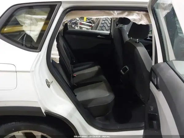 3VVFX7B26PM316265 2023 VOLKSWAGEN TAOS - Image 8
