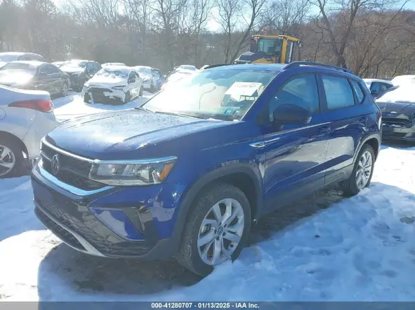 3VVFX7B28PM348358 2023 VOLKSWAGEN TAOS - Image 2
