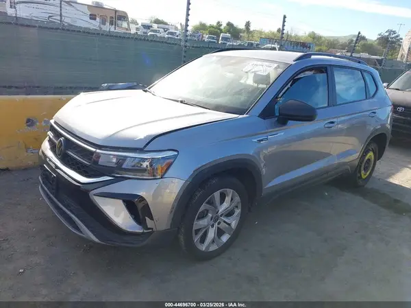 3VVFX7B28PM350014 2023 VOLKSWAGEN TAOS - Image 2