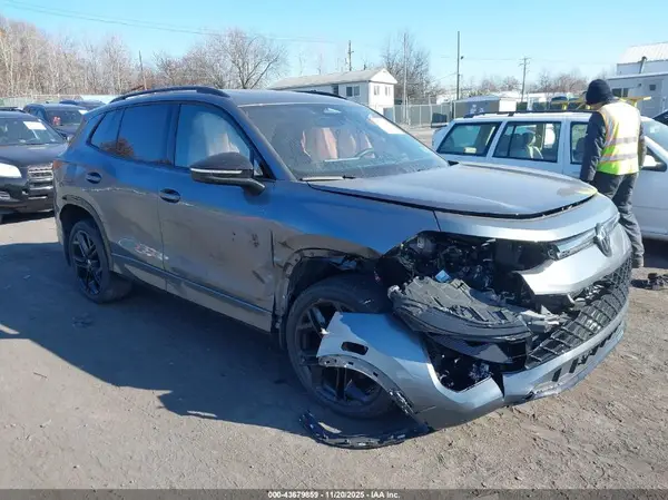 3VVGR7RM1SM034842 2025 VOLKSWAGEN TIGUAN - Image 1