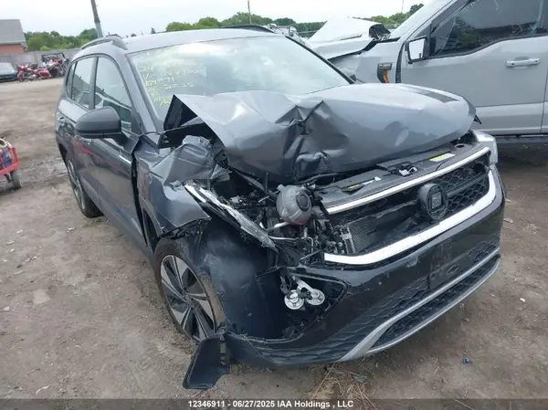 3VVGX7B23RM044300 2024 VOLKSWAGEN TAOS - Image 1
