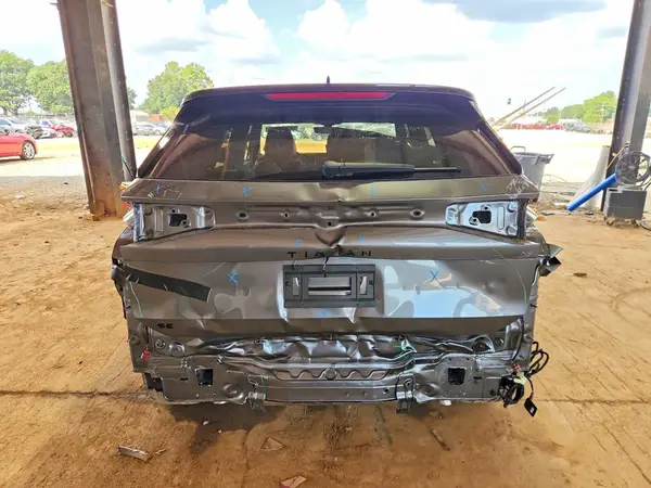 2026 VOLKSWAGEN TIGUAN auction photo 6