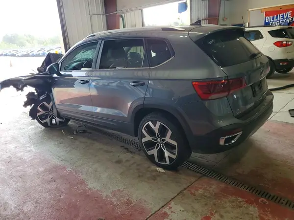 3VVJX7B25NM020449 2022 VOLKSWAGEN TAOS - Image 2