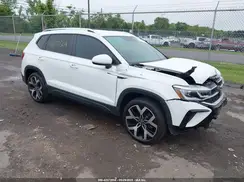 3VVJX7B27NM022946 2022 VOLKSWAGEN TAOS