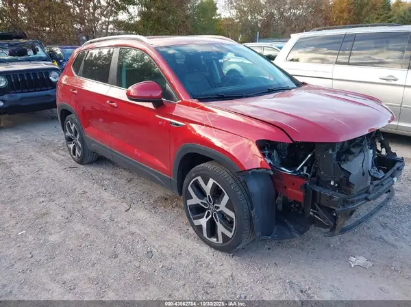 3VVJX7B28NM024253 2022 VOLKSWAGEN TAOS - Image 1