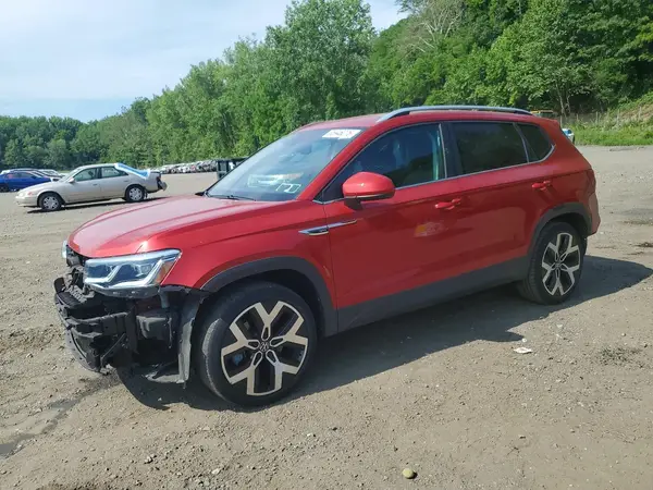 3VVJX7B28NM058709 2022 VOLKSWAGEN TAOS - Image 1