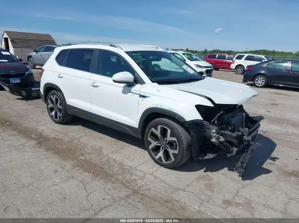 3VVJX7B29NM043278 2022 VOLKSWAGEN TAOS - Image 1