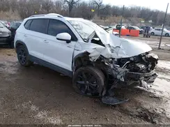 3VVLX7B20NM045171 2022 VOLKSWAGEN TAOS