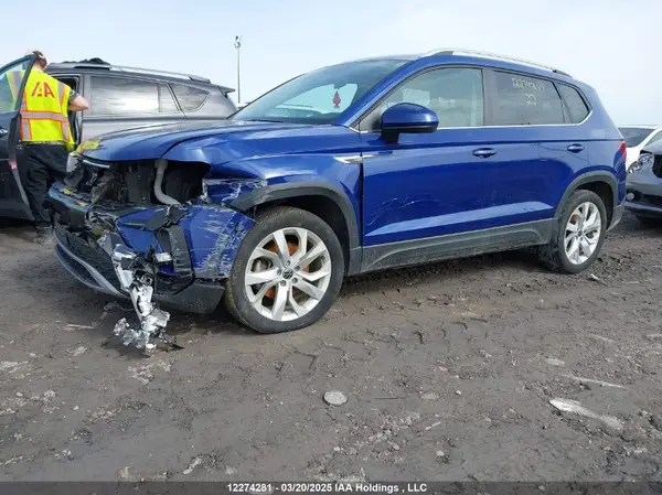 3VVLX7B20NM063184 2022 VOLKSWAGEN TAOS - Image 2