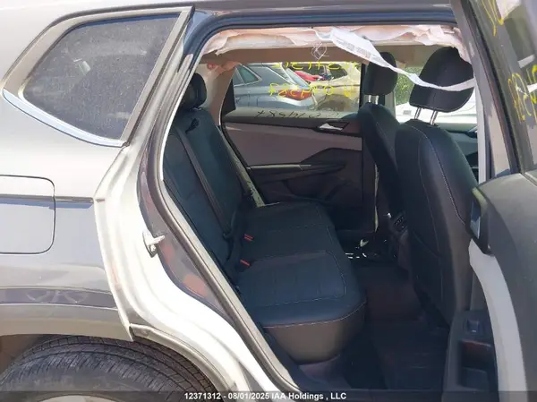 3VVLX7B20NM074587 2022 VOLKSWAGEN TAOS - Image 8